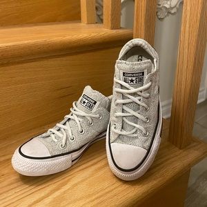 Converse Chuck Taylor All Stars Women's Gray/ White Sneakers Shoes Size 5